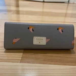 Fossil glasses case